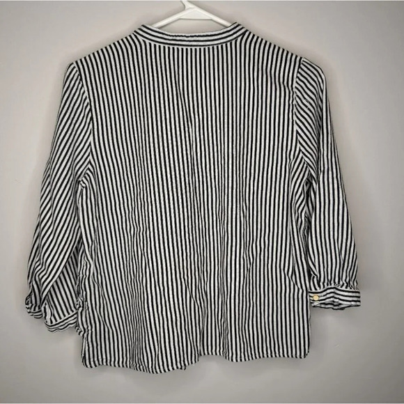 Zara Basic Black & White Gold Cream Button Down Front Ruffle Top Women Small - Picture 2 of 9